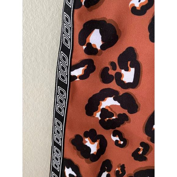 Lorna Jane Wildcat Activewear Crop Leggings Core Ankle Leopard Print Animal - Picture 3 of 3